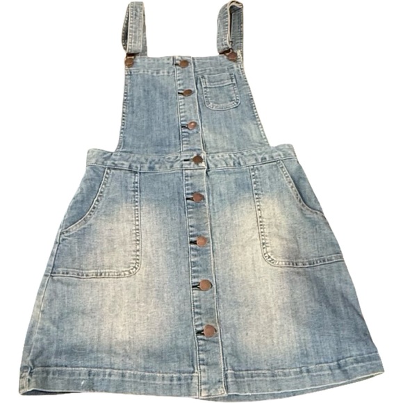 🖤 Product Listing: American Rag Blue Jeans – Size 9 - Picture 3 of 11